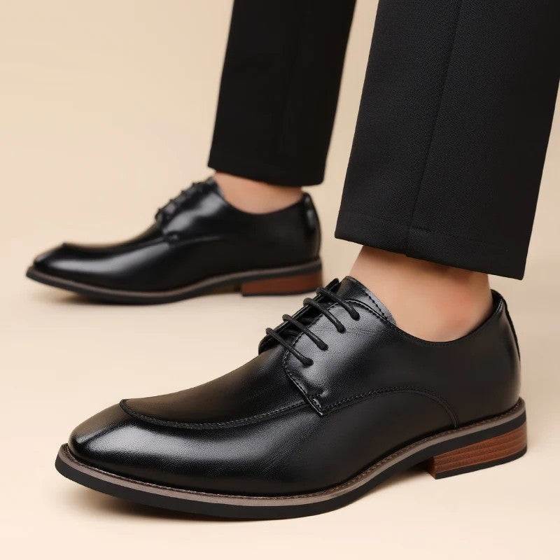 Calviro Polished Lace-Up Dress Shoes