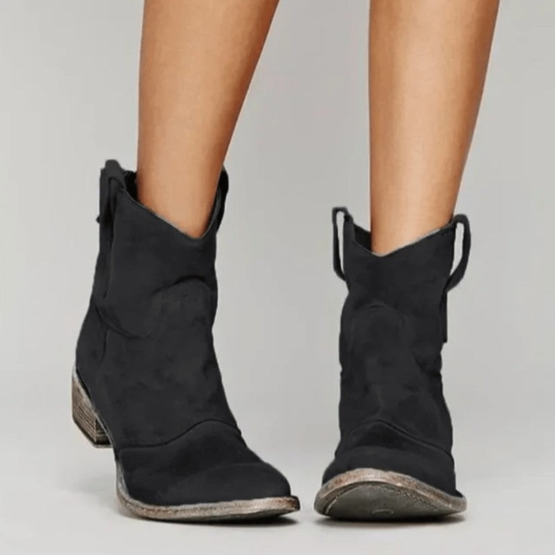 color:black