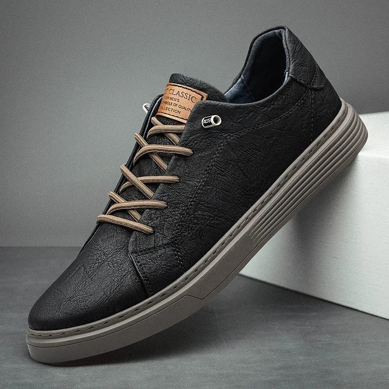 Ravari Textured Low-Top Casual Sneakers