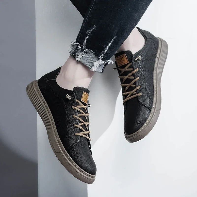 Ravari Textured Low-Top Casual Sneakers
