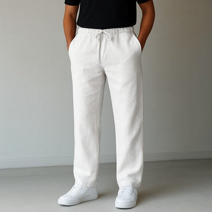 color:white