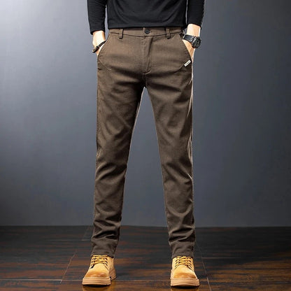 Ravino Relaxed Tapered Stretch Pants