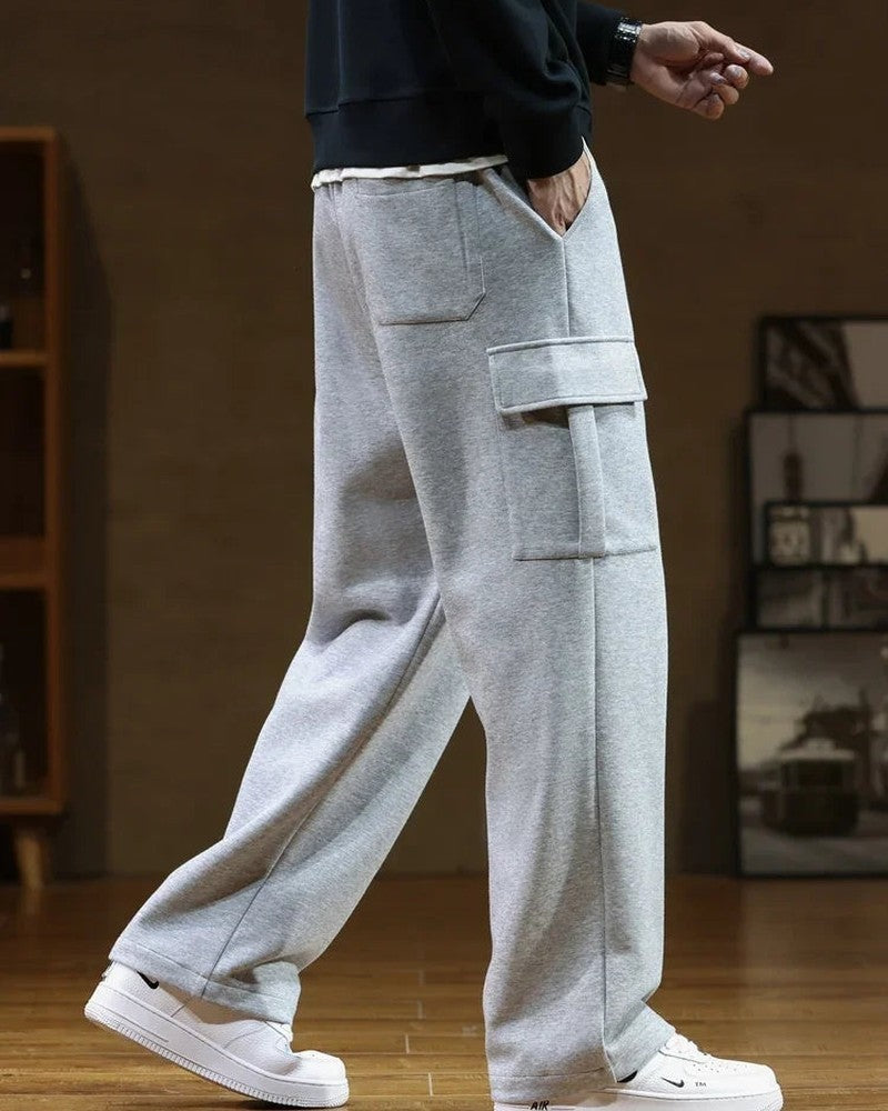 Rovik Relaxed Cargo Pocket Sweatpants