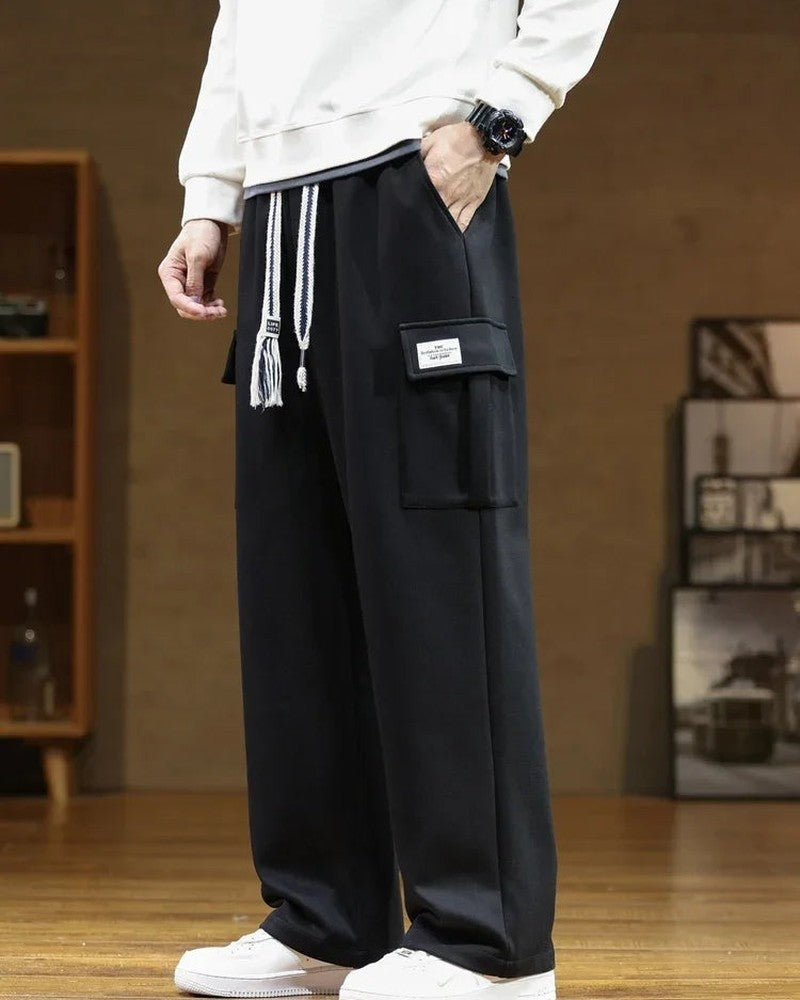 color:black