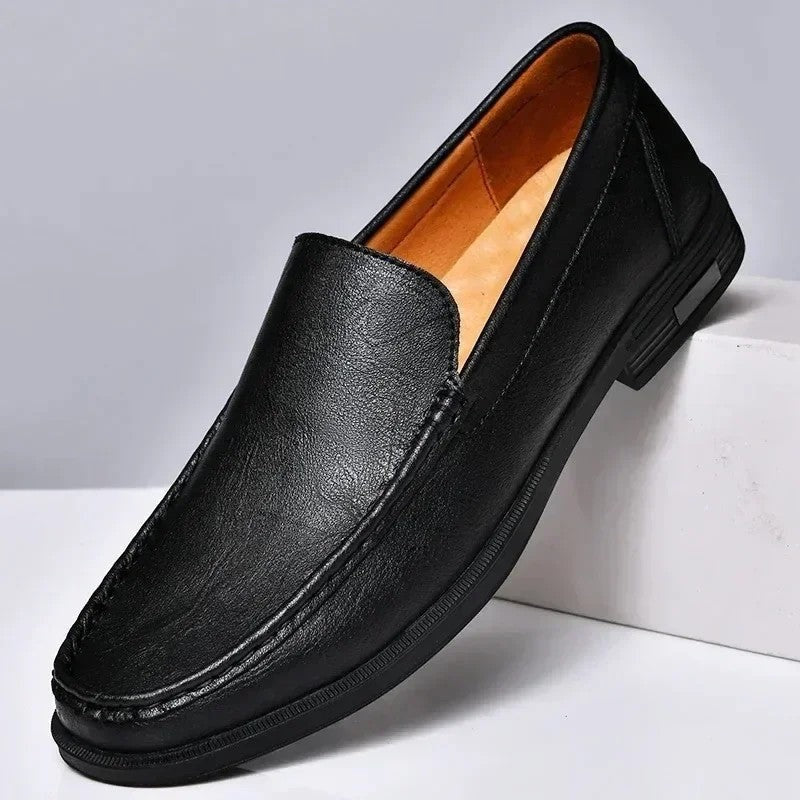 Sivaro Relaxed Stitch Moc Toe Loafer