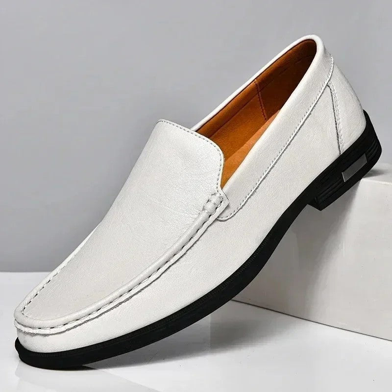 Sivaro Relaxed Stitch Moc Toe Loafer