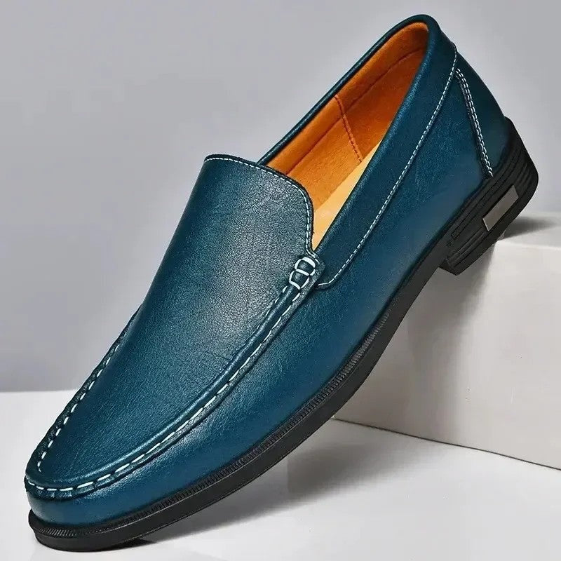 Sivaro Relaxed Stitch Moc Toe Loafer