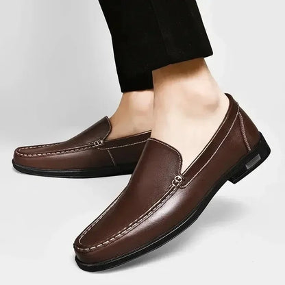 Sivaro Relaxed Stitch Moc Toe Loafer